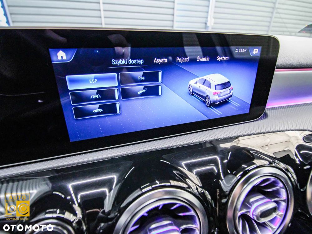 Mercedes-Benz Klasa A 200 AMG Line 7G-DCT - 25
