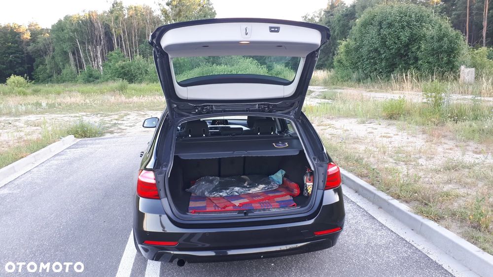 BMW Seria 3 320d - 8