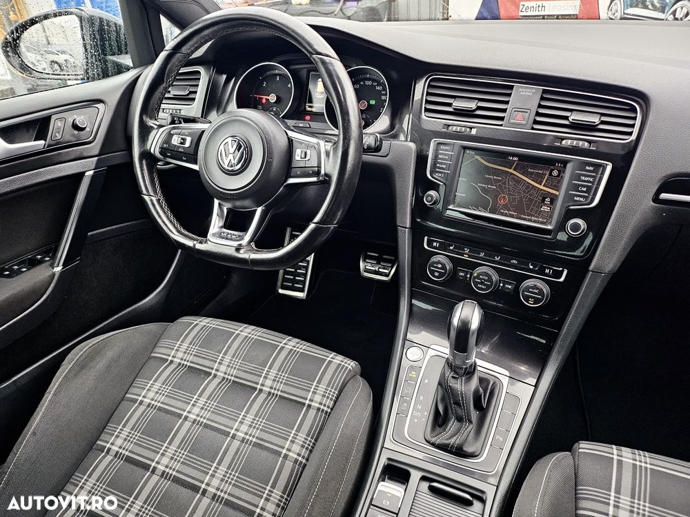 Volkswagen Golf GTD 2.0 TDI SCR DSG - 12