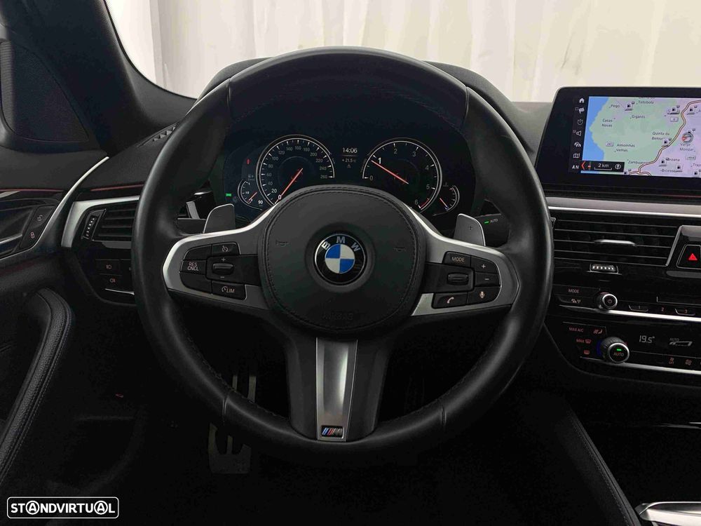 BMW 520 d Pack M Auto - 12