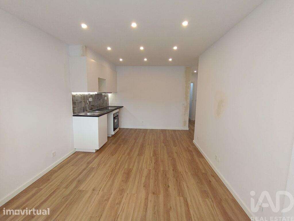 Apartamento T1 em Sacavém e Prior Velho de 48 m2 - Grande imagem: 4/23
