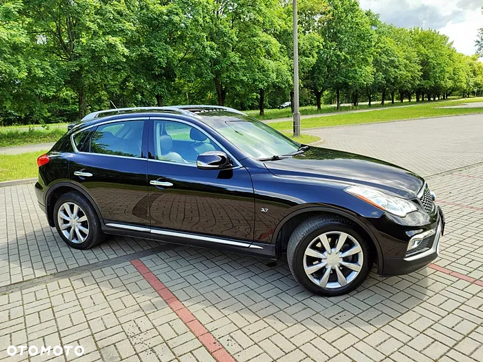 Infiniti Q50 - 16