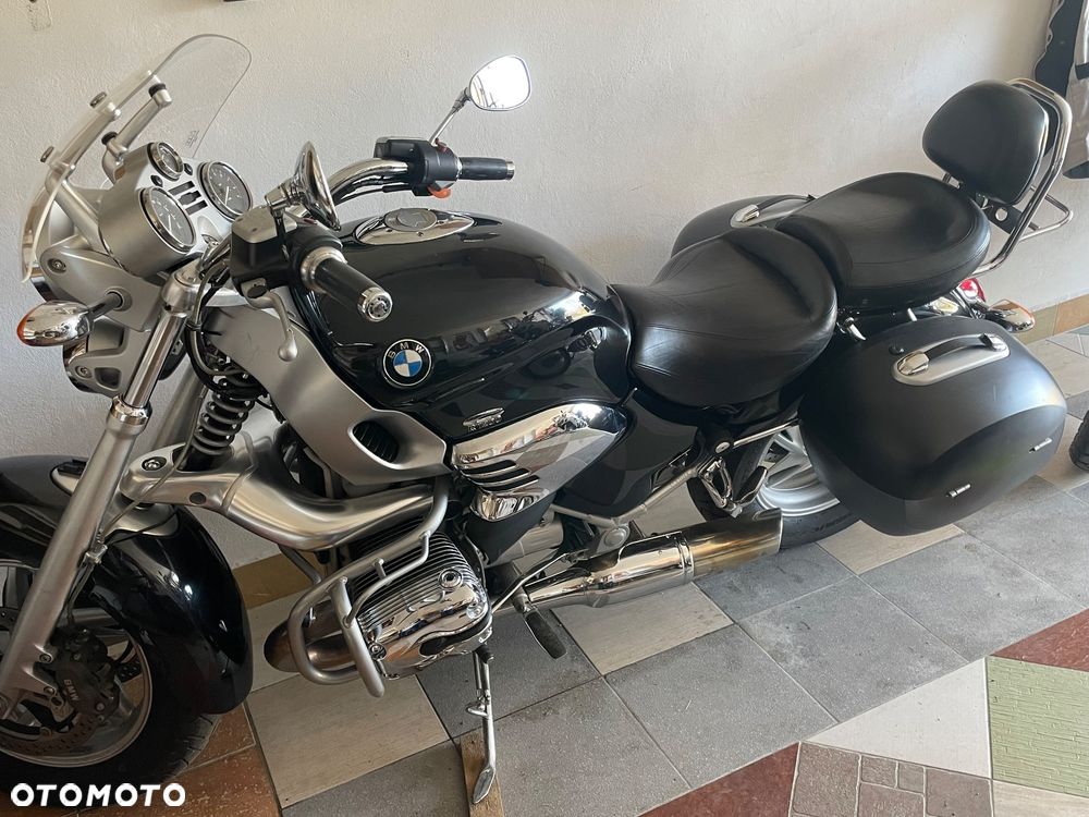 BMW R - 8