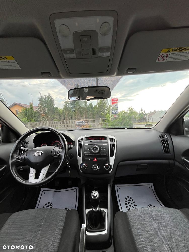 Kia Ceed 1.6 CVVT Vision - 17