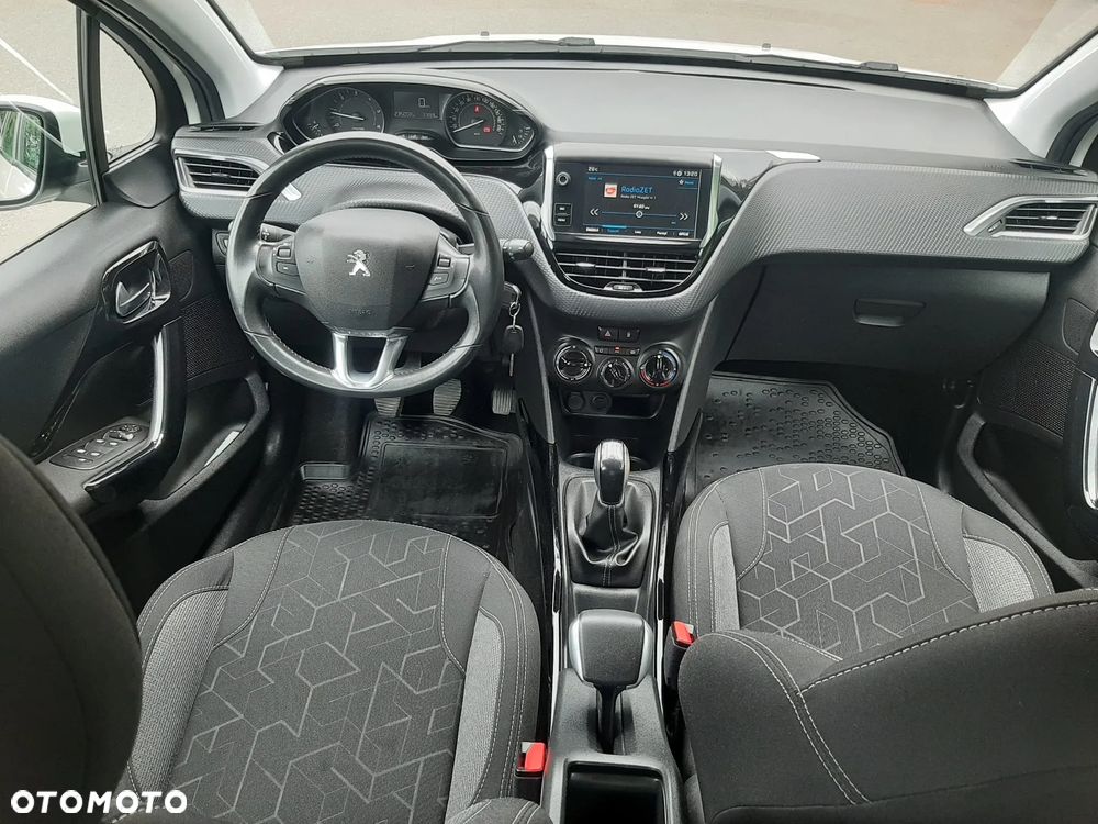 Peugeot 2008 1.5 BlueHDi Active S&S - 22