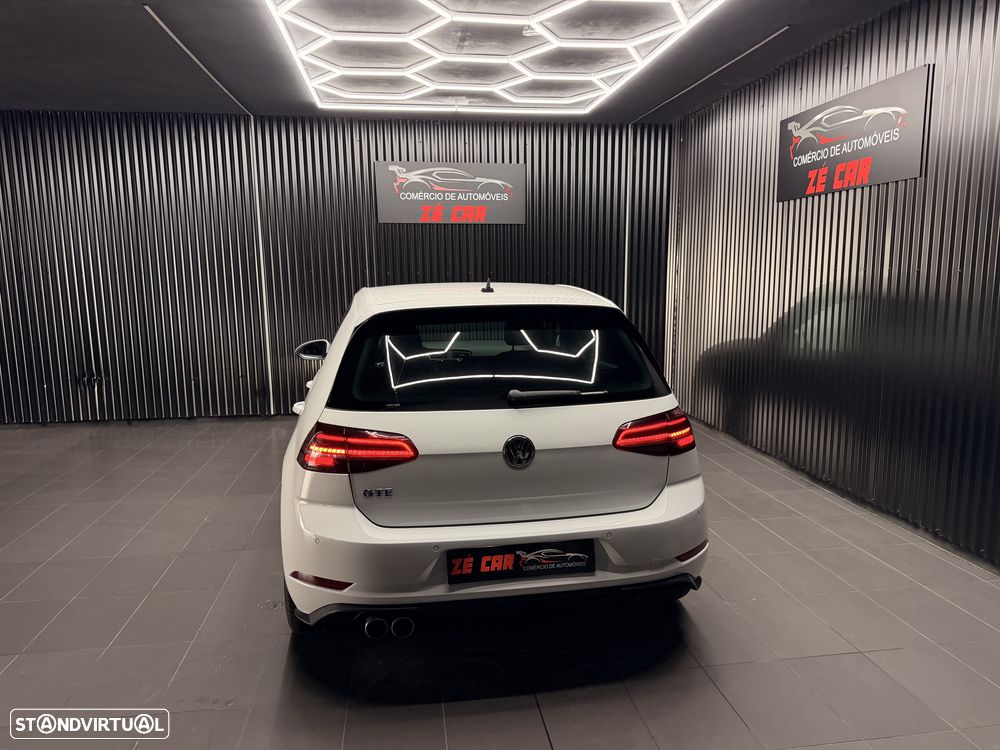 VW Golf - 11