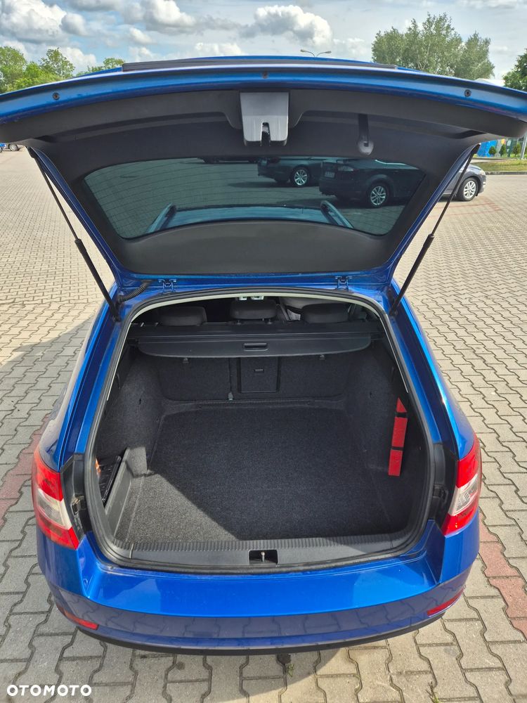 Skoda Octavia 1.6 TDI SCR Ambition - 23
