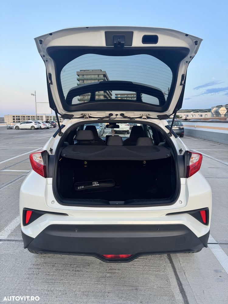 Toyota C-HR Style - 7