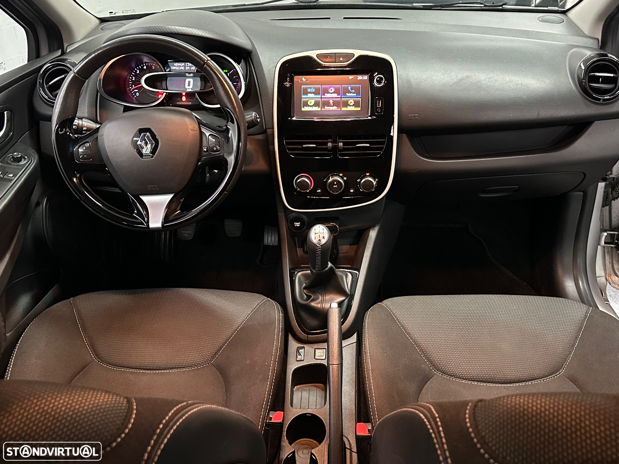 Renault Clio 1.5 dCi Dynamique S - 10