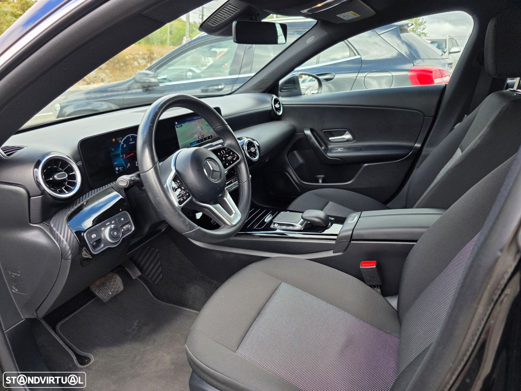 Mercedes-Benz CLA 180 - 12