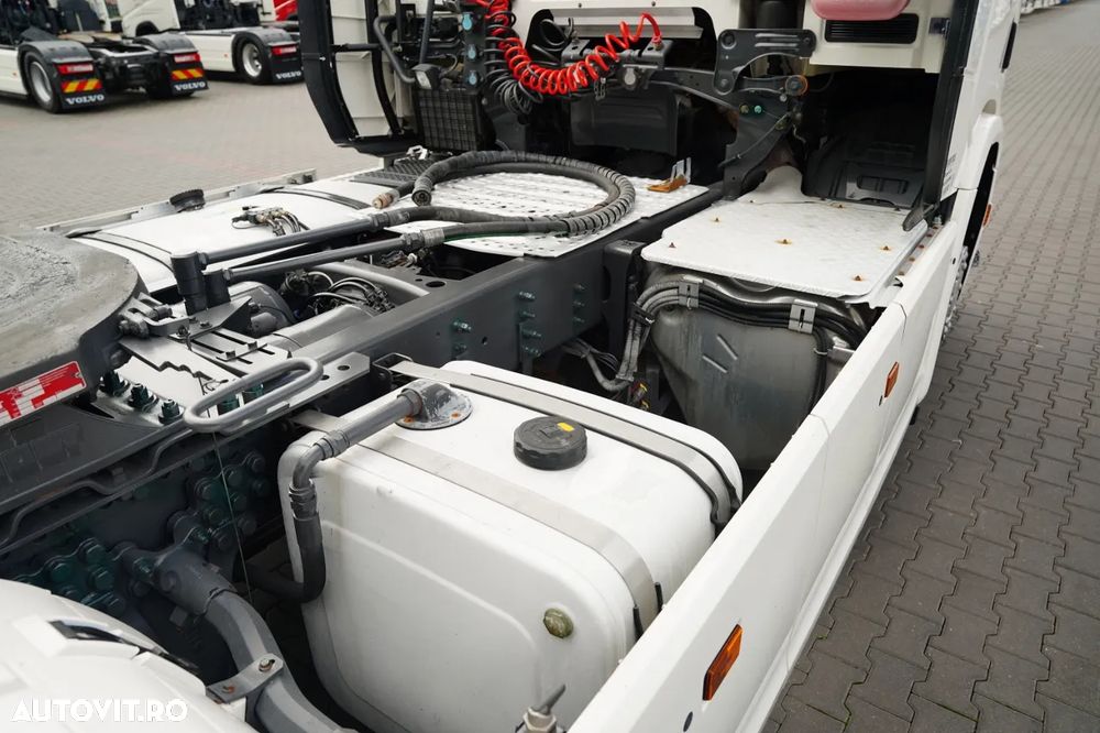 Scania R 520 / V8 / SISTEM HIDRAULIC / RETARDER / I-PARK COOL / FULL AIRMATIC / EURO 6 - 17