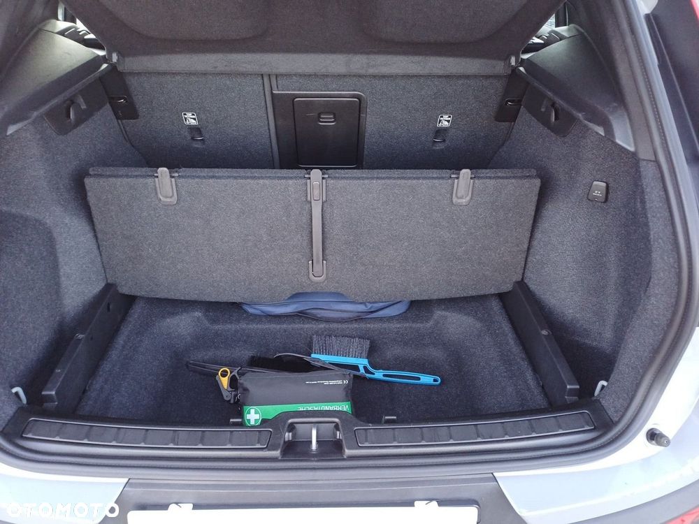 Volvo XC 40 - 19
