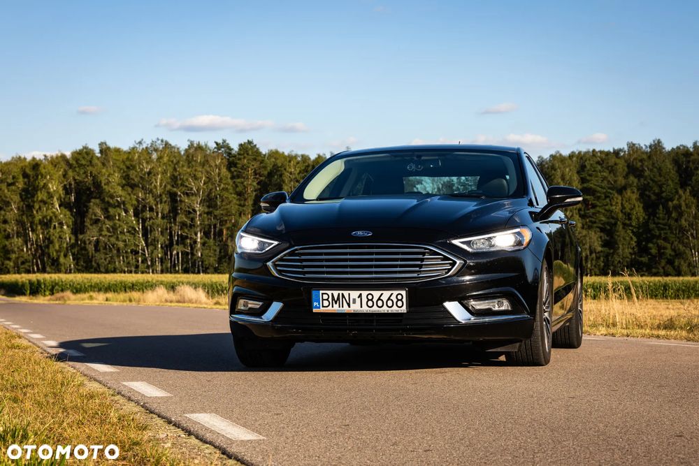 Ford Fusion 2.0 EcoBoost Titanium - 4
