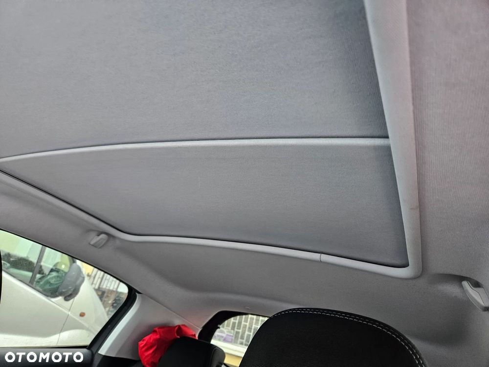 Peugeot 208 1.2 PureTech Style - 13