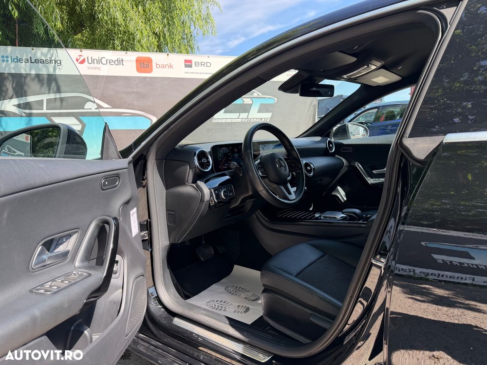 Mercedes-Benz CLA 180 7G-DCT Edition Progressive Line - 13