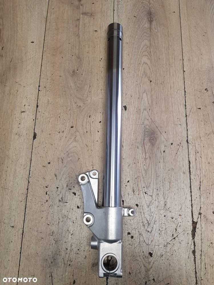 Rura laga kopyto Suzuki GSX-R 750W  51110-17E20 - 7