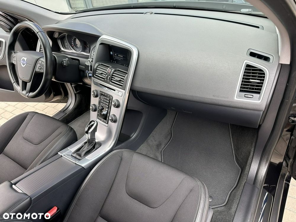 Volvo XC 60 D4 Geartronic Kinetic - 15