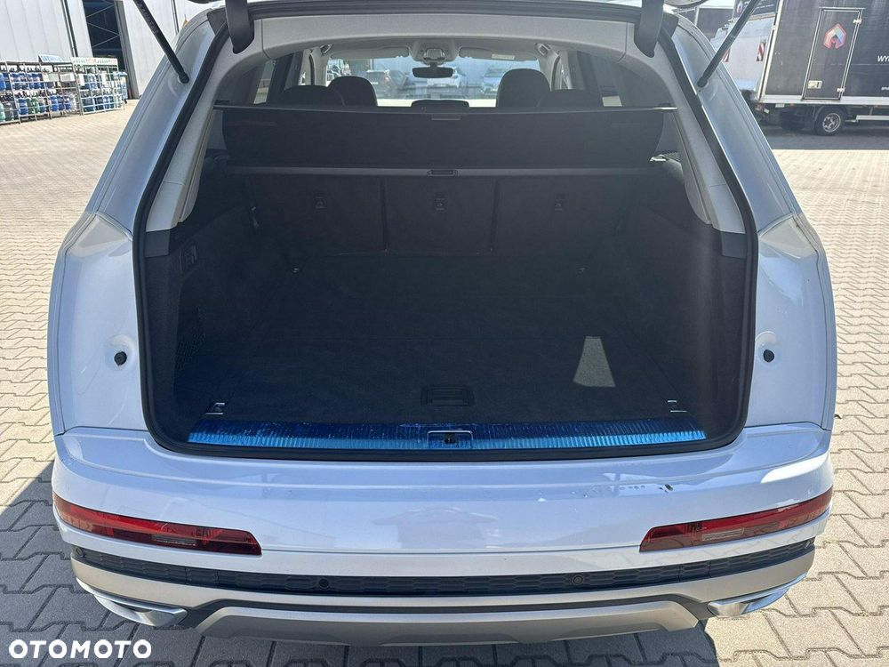 Audi Q7 - 16