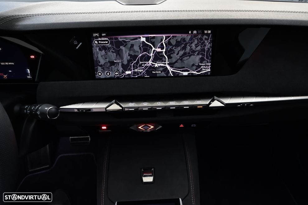 DS DS4 4 1.2 PureTech Performance Line EAT8 - 18