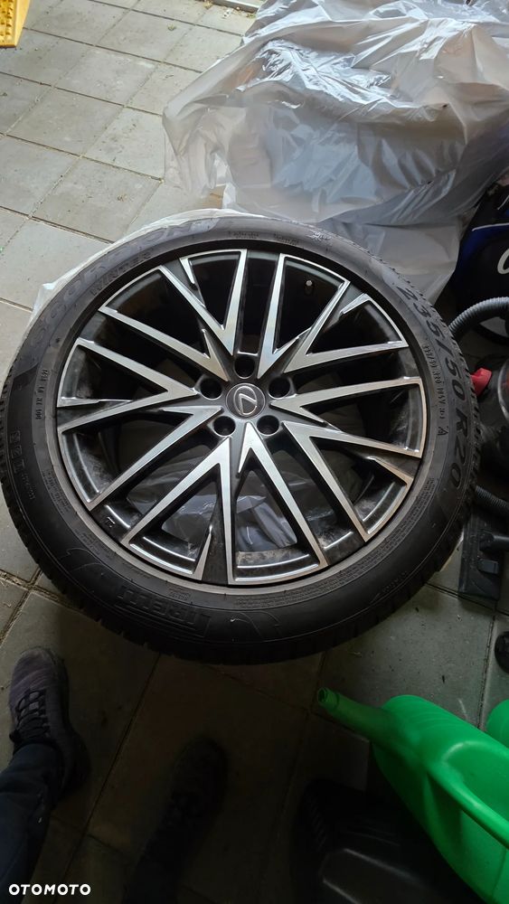 Lexus NX 350h Omotenashi AWD - 18