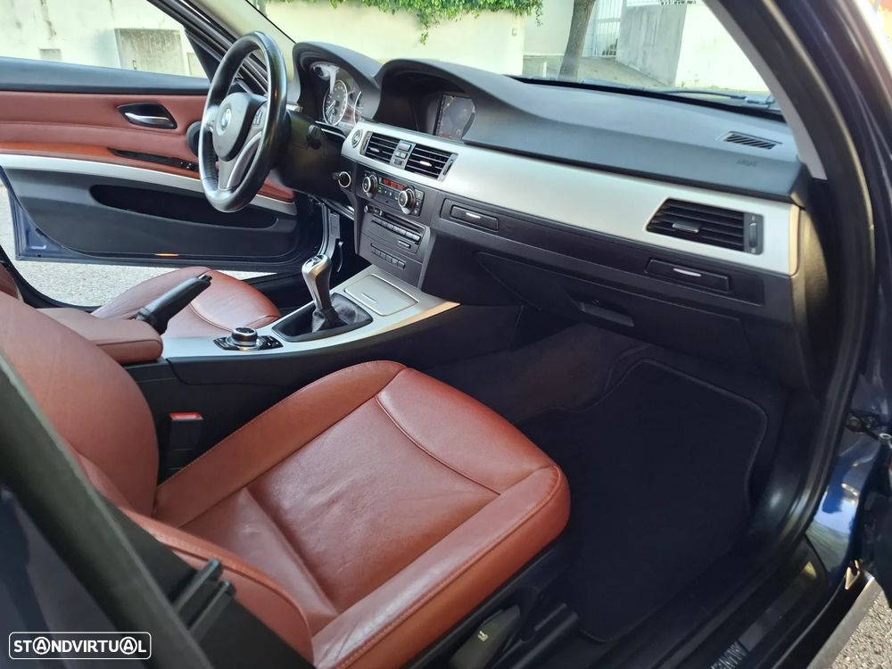 BMW 320 d DPF Efficient Dynamics Edition Edition Exclusive - 8