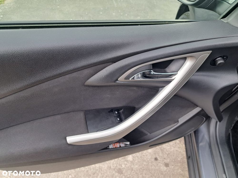 Opel Astra 2.0 CDTI DPF Automatik - 13