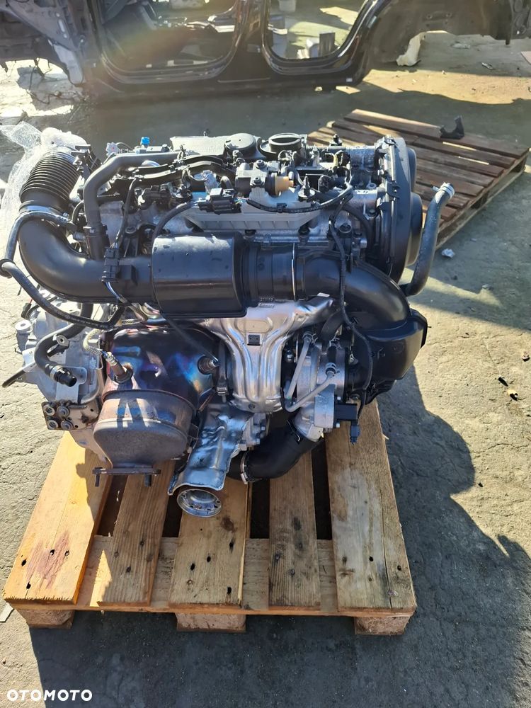SILNIK VOLVO 40 T5 B4204T19 - 2
