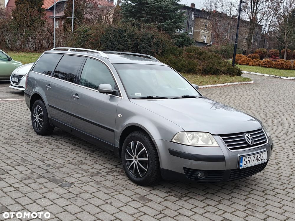 Volkswagen Passat - 11