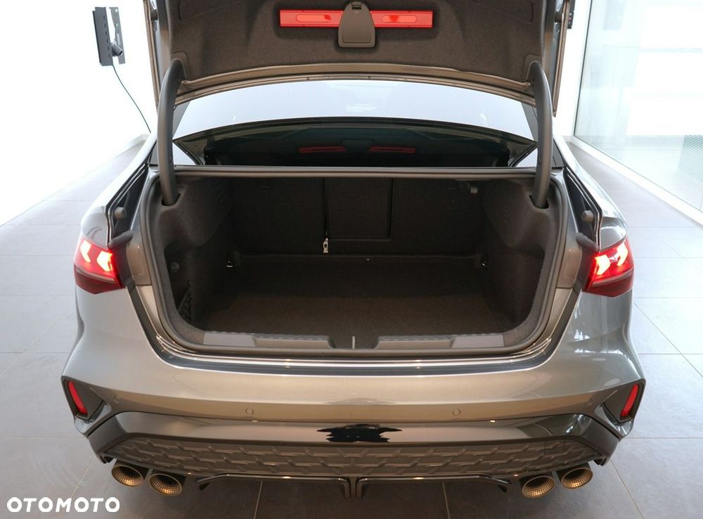 Audi S3 Limousine - 14