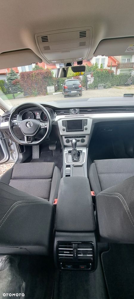 Volkswagen Passat - 7