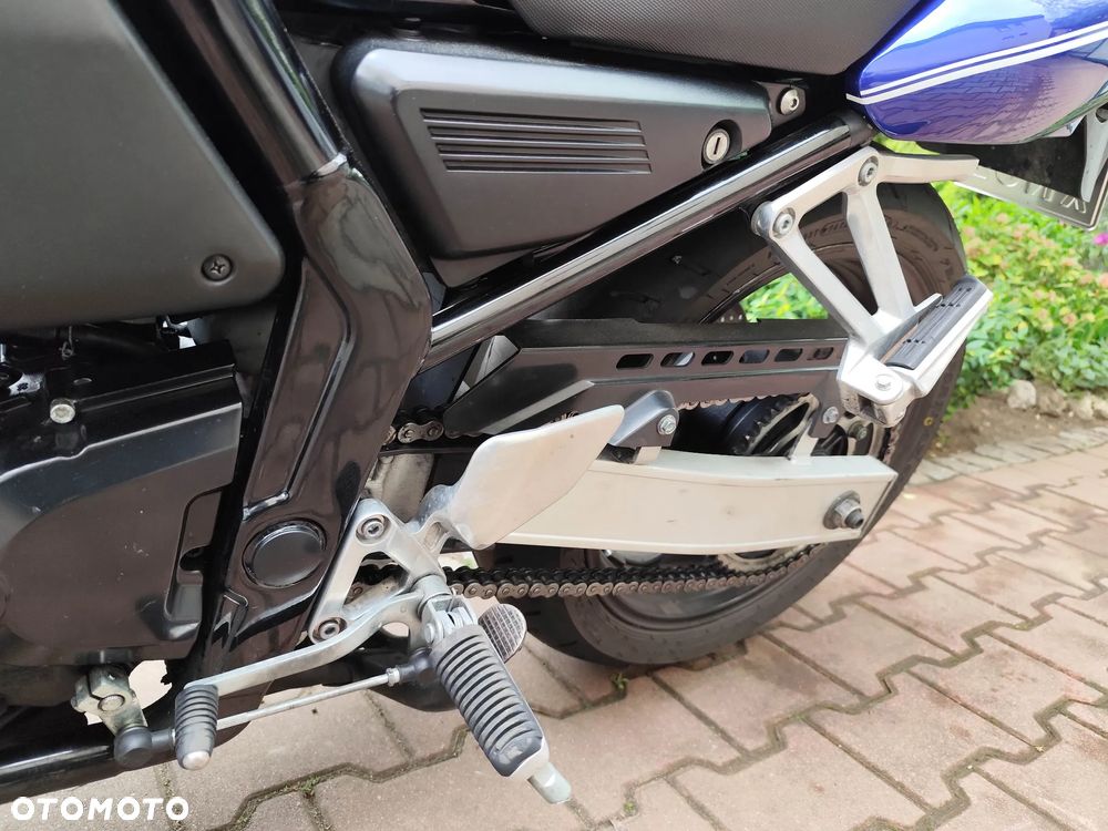 Yamaha FZS - 20