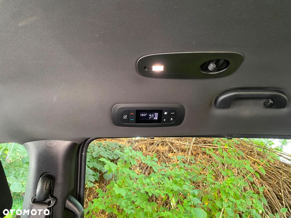 Chrysler Pacifica - 15