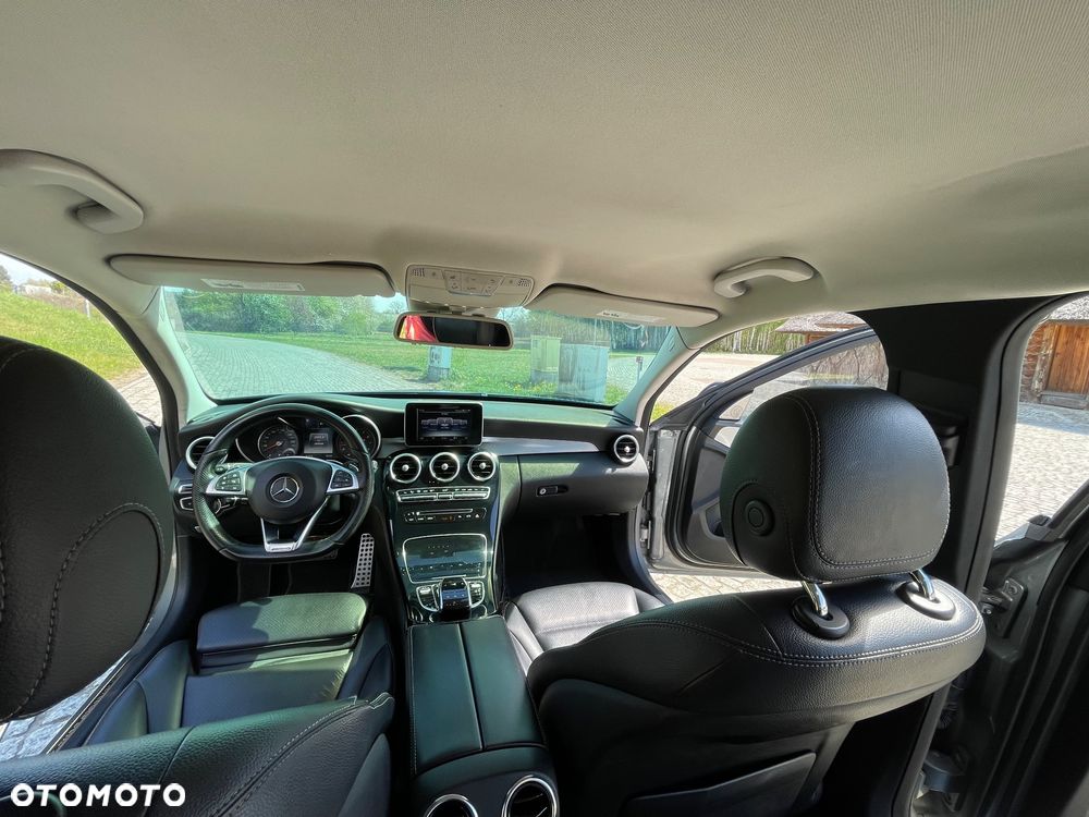 Mercedes-Benz Klasa C 300 7G-TRONIC AMG Line - 12