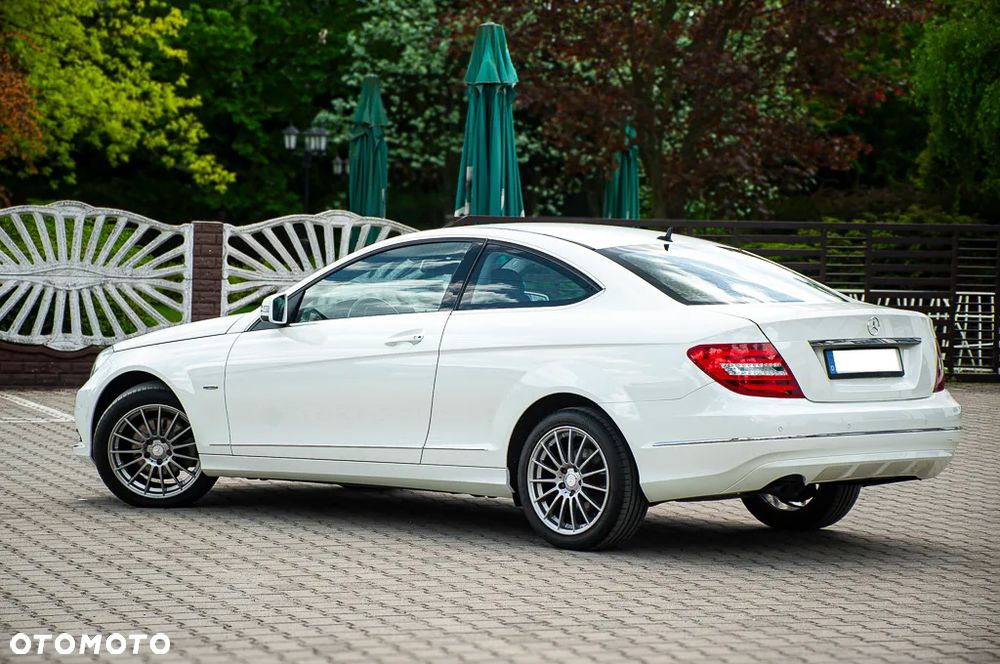 Mercedes-Benz Klasa C 180 BlueEFFICIENCY - 15