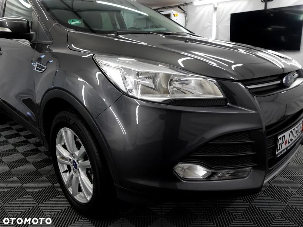 Ford Kuga 2.0 TDCi FWD Titanium - 1