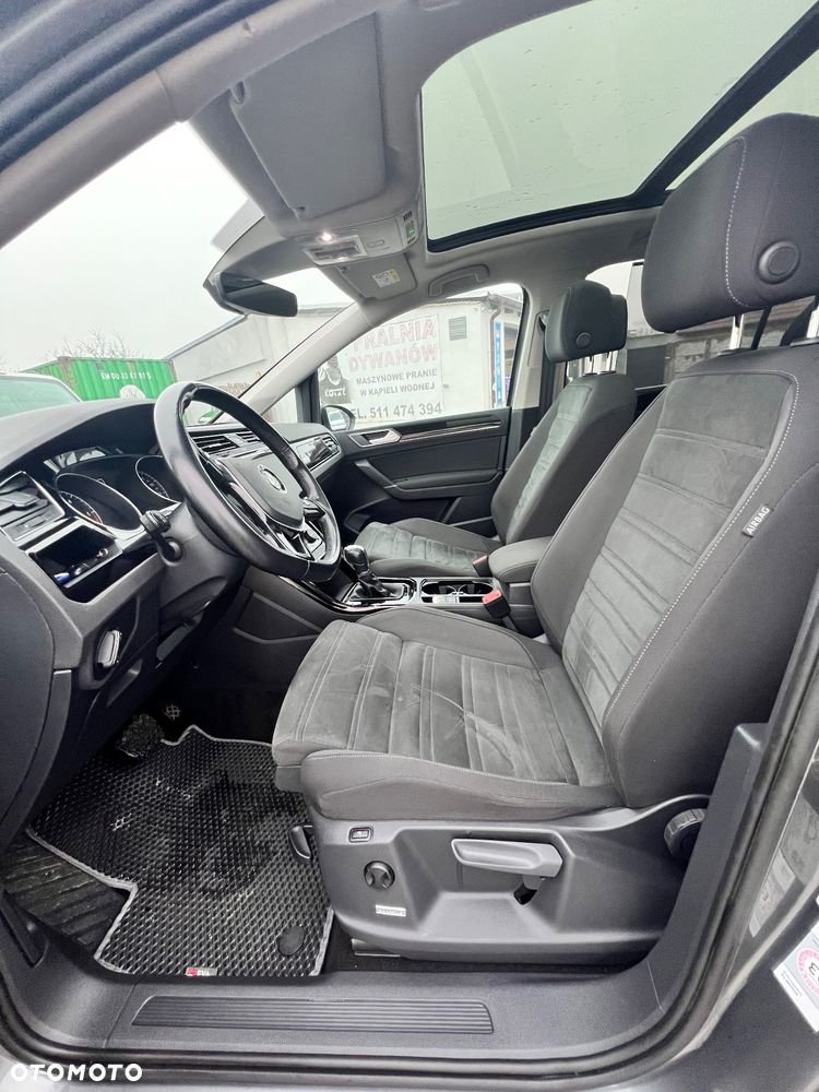 Volkswagen Touran 2.0 TDI BMT Highline DSG - 17