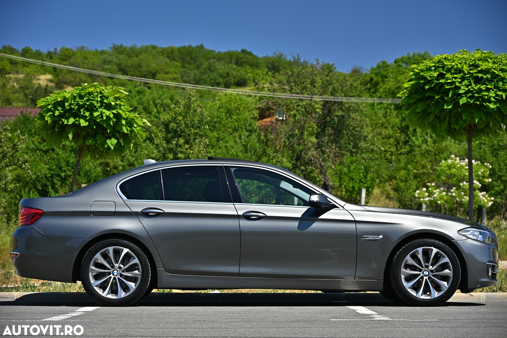 BMW Seria 5 520d xDrive AT MHEV - 11