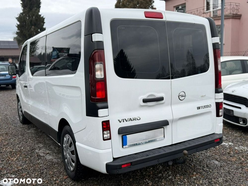 Opel Vivaro - 2