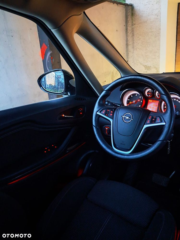 Opel Zafira Tourer 2.0 CDTI Automatik Edition - 9