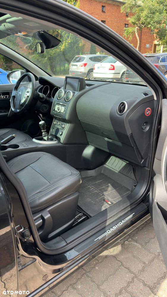 Nissan Qashqai+2 - 5