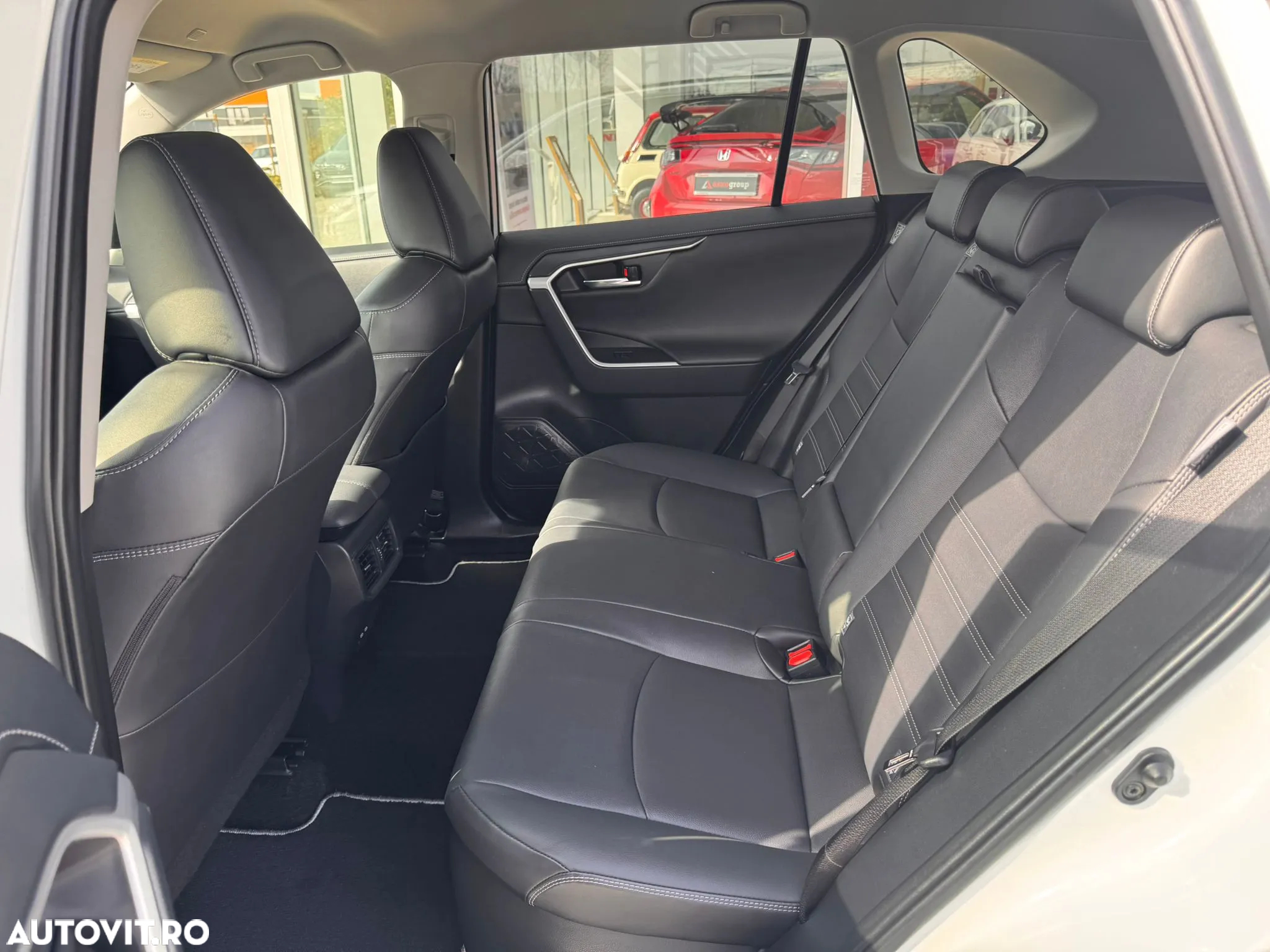Toyota RAV4 2.5 Hybrid VVT-iE 4x4 Luxury - 17