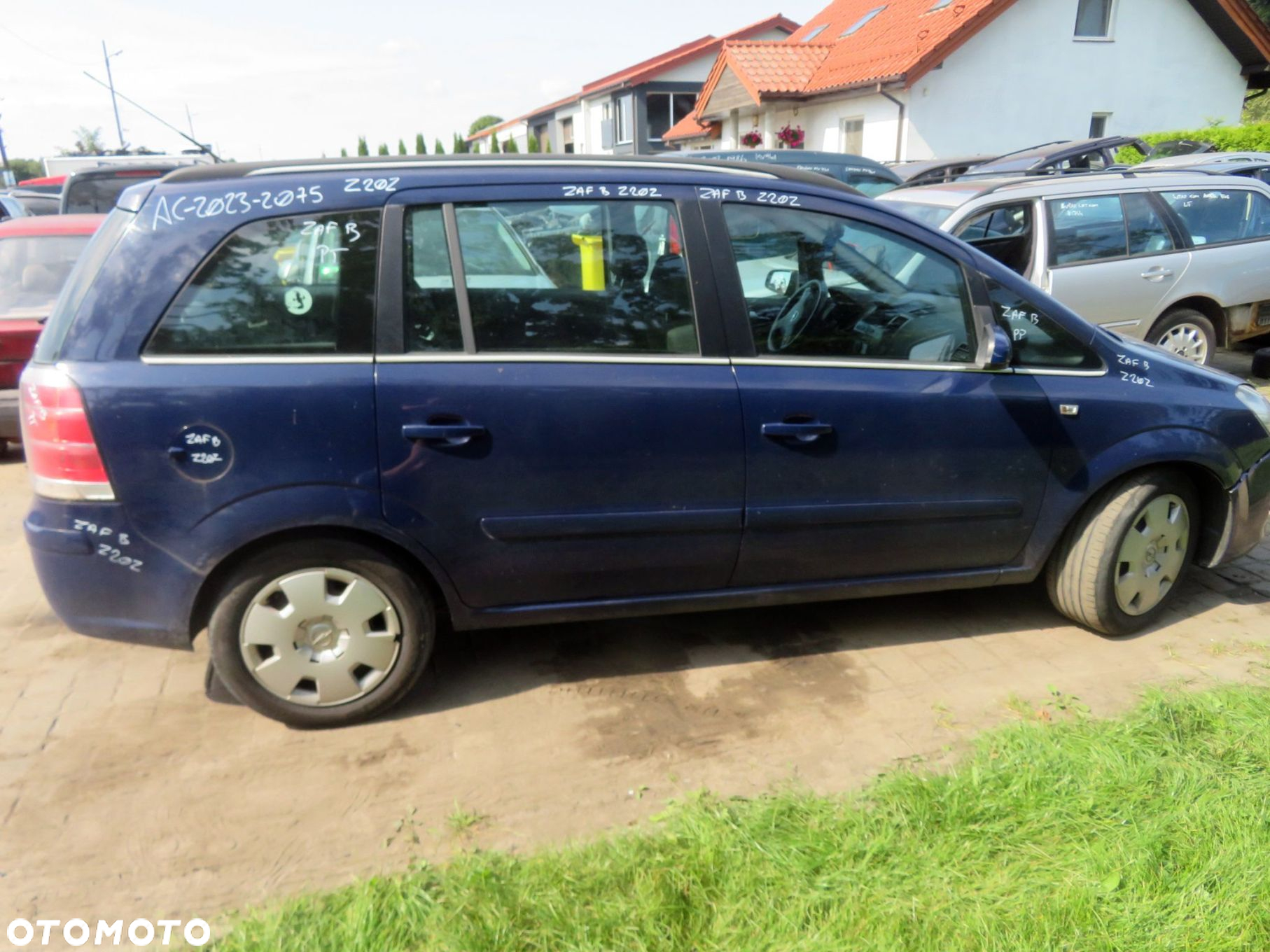 OPEL ZAFIRA B 2006 Z20Z 1.9 CDTI Z19DTL 100KM M32 MZ4 GRANATOWY na części - 6