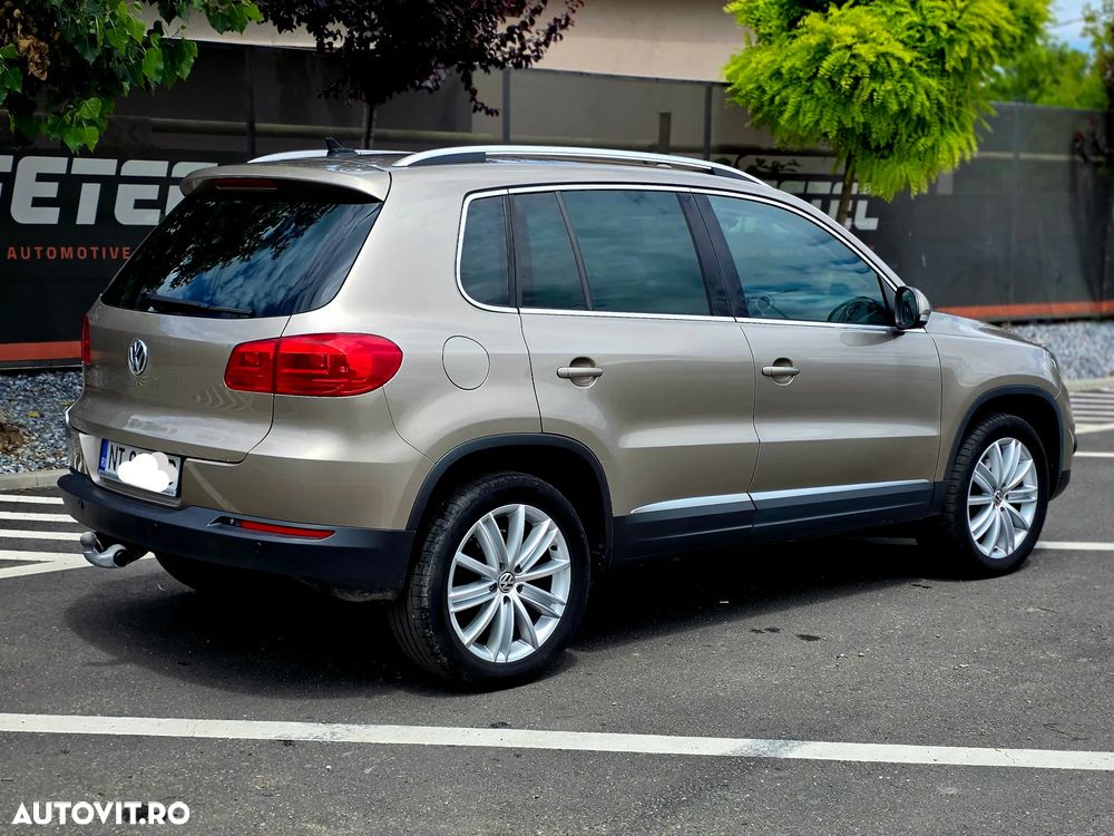 Volkswagen Tiguan - 10