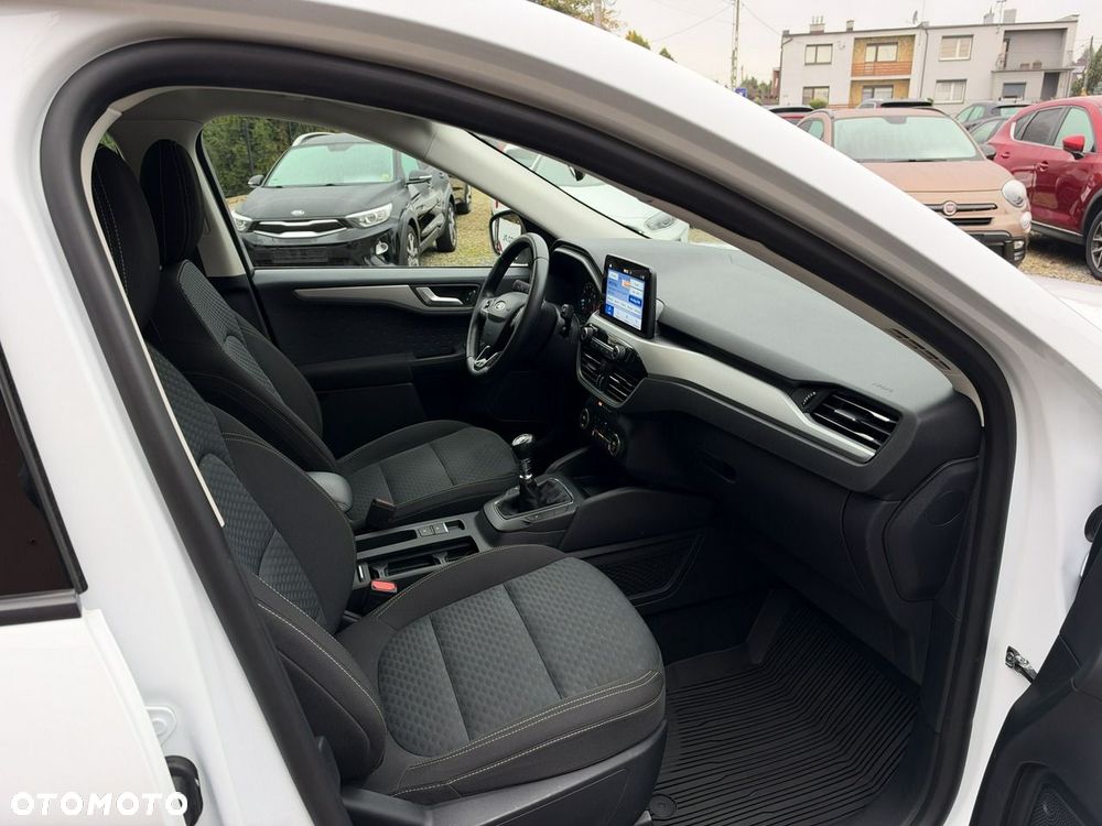Ford Kuga 1.5 EcoBoost TREND - 23