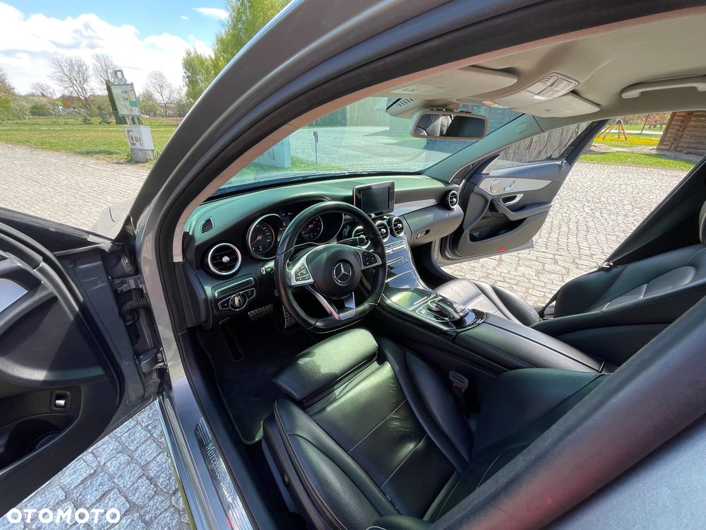 Mercedes-Benz Klasa C 300 7G-TRONIC AMG Line - 10