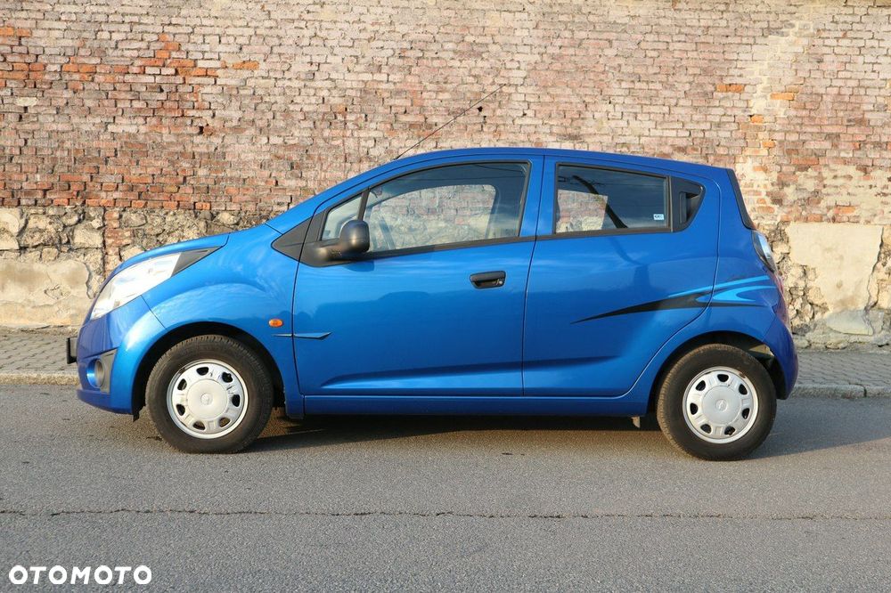 Chevrolet Spark 1.0 Base - 16