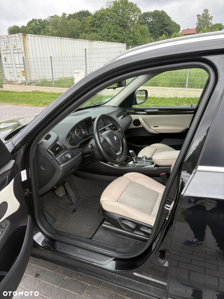 BMW X3 xDrive20d - 21