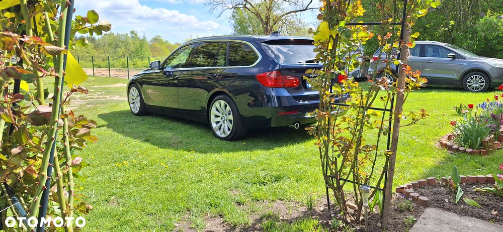 BMW Seria 3 320d Touring Efficient Dynamics Edition Luxury Line - 4