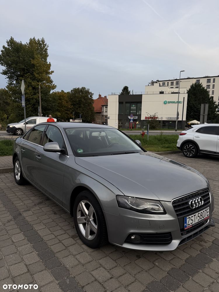Audi A4 Limousine