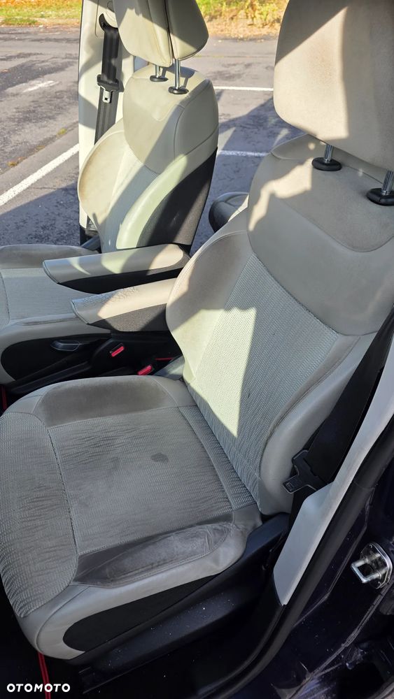 Citroën C4 Picasso 2.0 HDi Exclusive MCP - 16